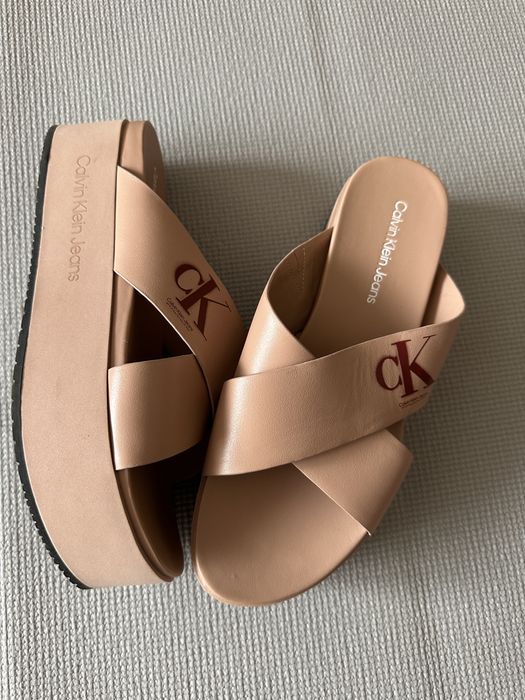 Calvin Klein Jeans  Papuci flatform de piele
