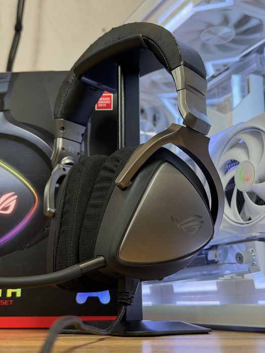 Игровый наушники ASUS ROG Delta
