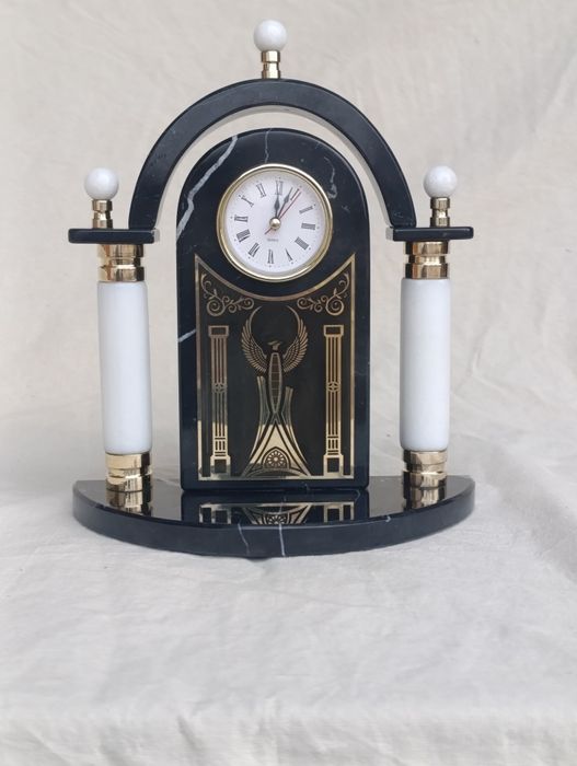 Хар хил турдаги сувенирлар табийтошдан килинган