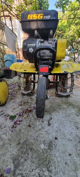 Motocultor stare f bună folosit puțin