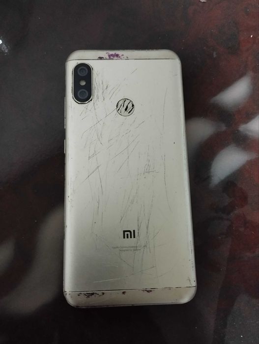Redmi note 6 pro gold