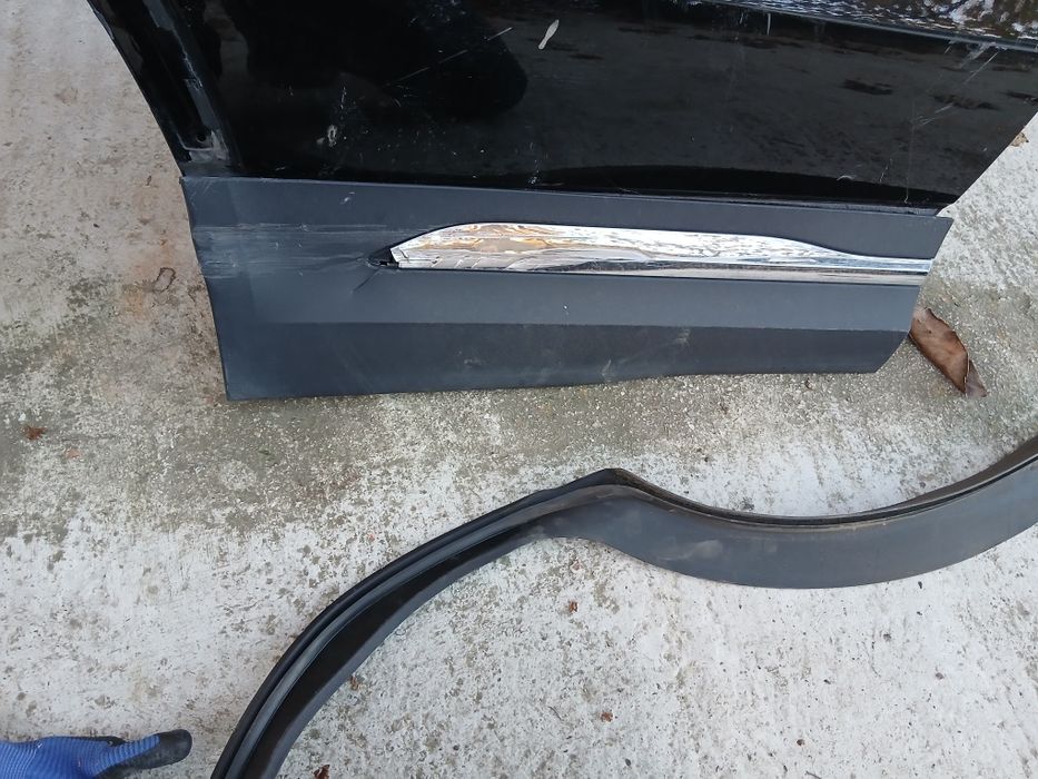 Врата задна дясна mercedes Gla w247