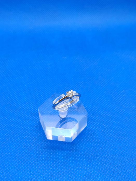 Годежен пръстен с диаманти