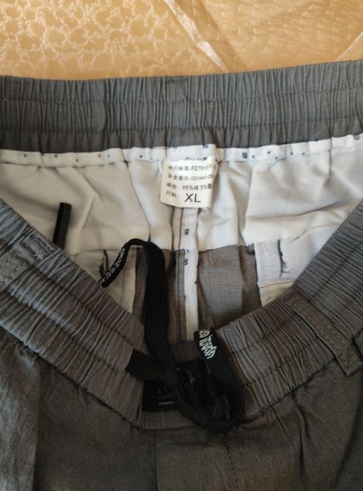 Продам шорты 2шт