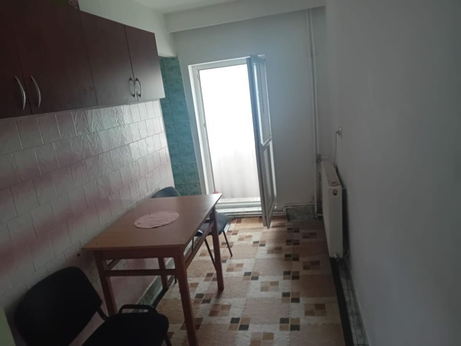 Garsoniera de inchiriat