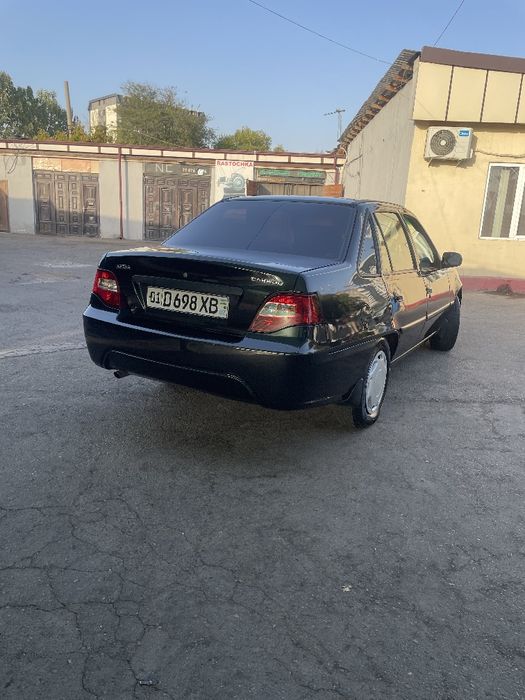 Nexia 2 sotiladi yili 2014 metan gaz xolati yaxshi