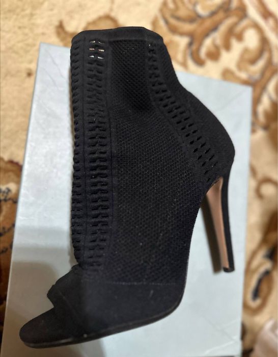 gianvito rossi новые 38 размер