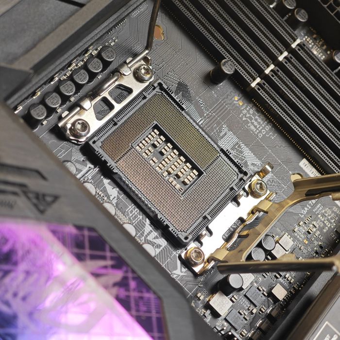 Asus Rog Strix Z690 E gaming WIFI DDR5