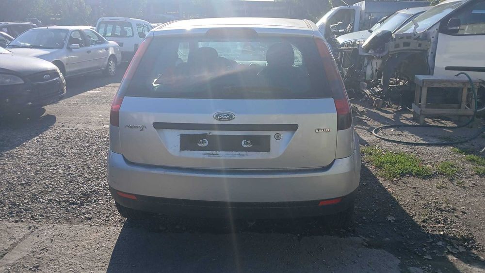 Dezmembrez Ford Fiesta 1.4 Diesel Din 2002 - F6JA