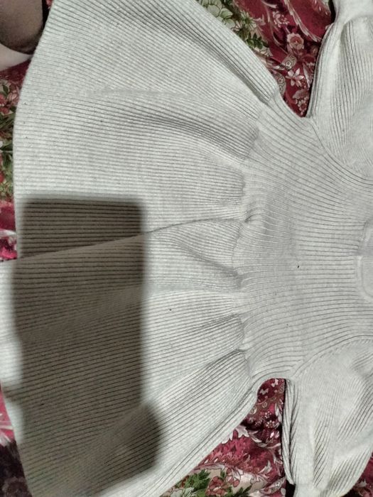 Отдам вещи за вкусняшку