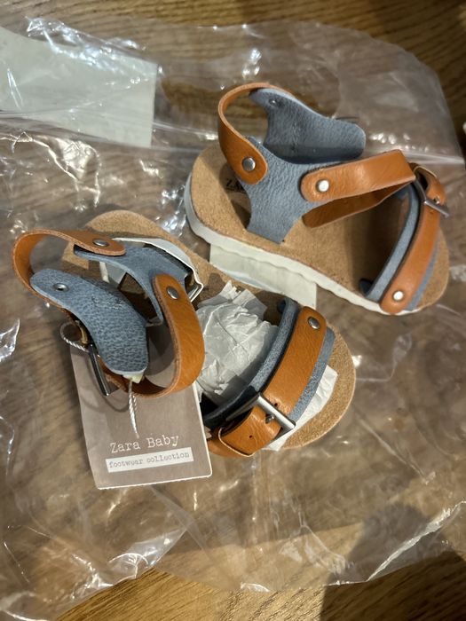 Sandale Zara Baby noi noute cu eticheta marimea 20