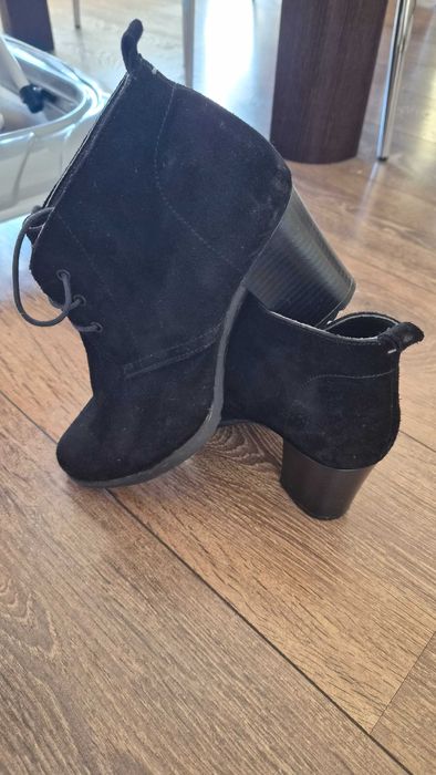 Продавам кларкове на ток от естествен велур 37 номер