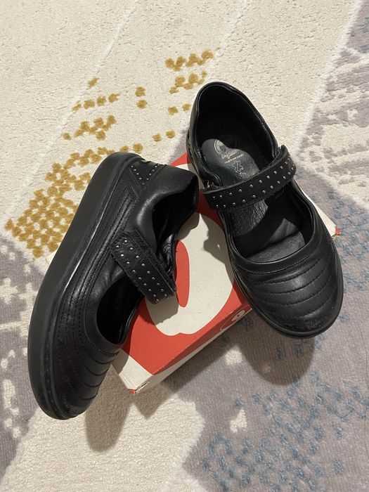 2 пары обуви 31 размера