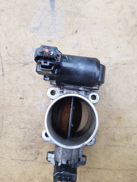 Clapeta acceleratie toyota corolla verso, motor 2,2crdi,2006