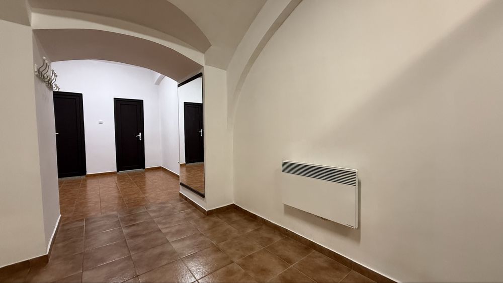 Proprietar, inchiriez spatiu Ultracentral