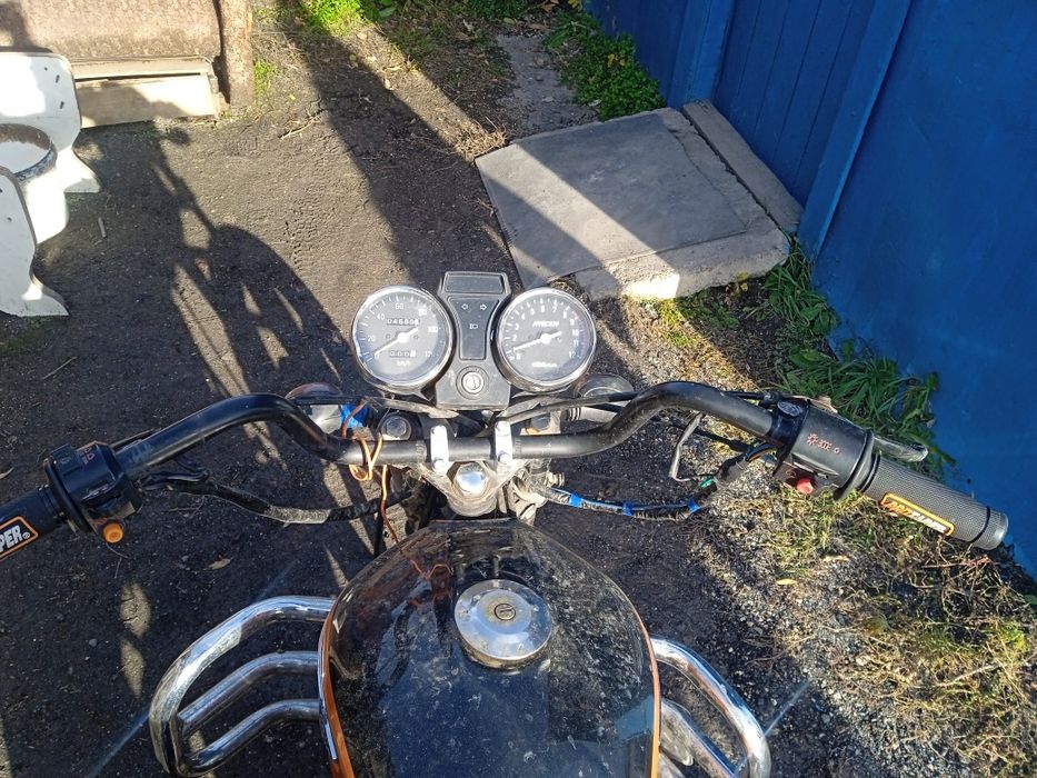 Продаю мотоцикл альфа