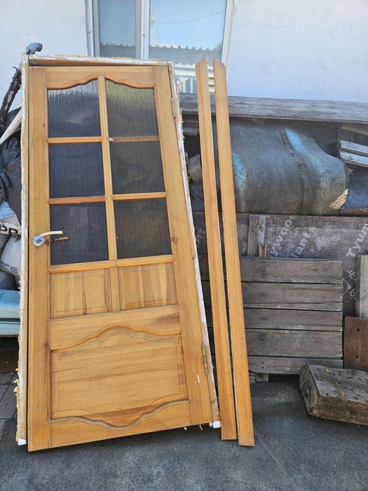 Продам дверь чистое дерево