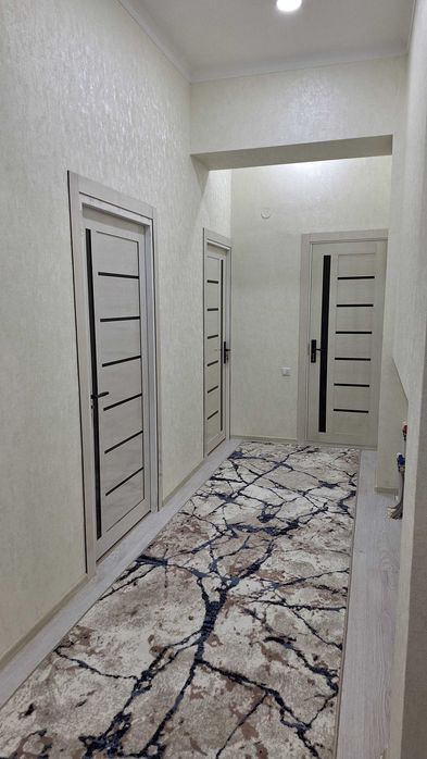 Terakzor restorani yonida 2-etaj 2 xonali kvartira ijaraga beriladi