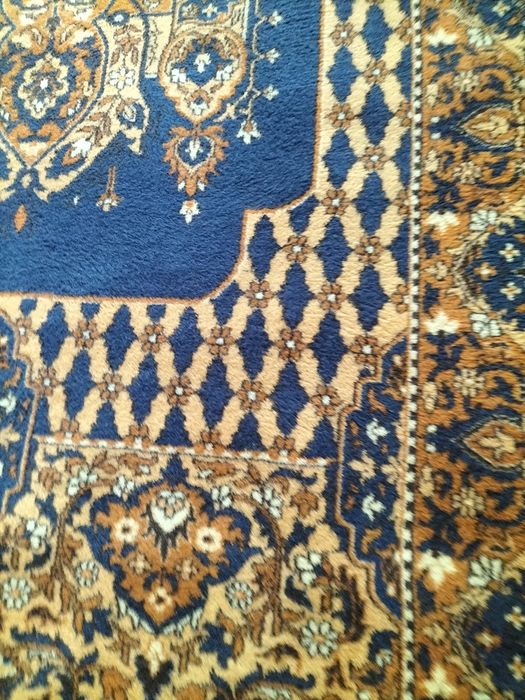 Продам шерстяной ковер