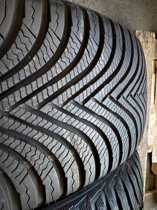 SET 4 Anvelope Iarna 215/55 R17  Michelin Alpin 5