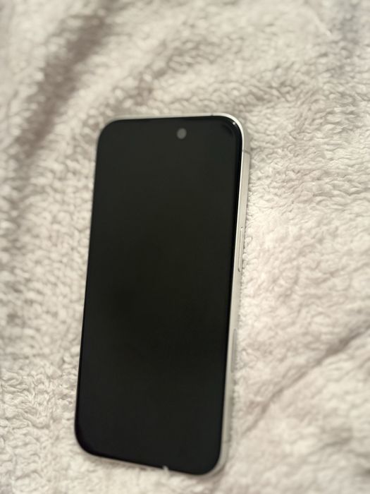 iPhone 16 - 128 GB White с гарантией