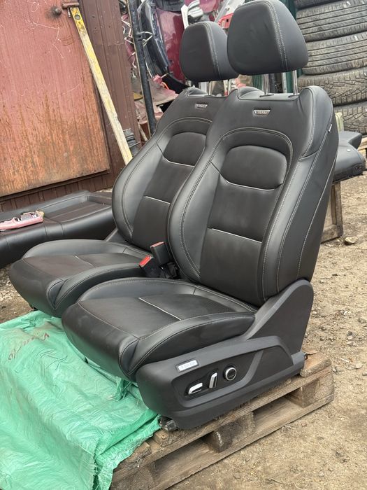 Сиденья комплект