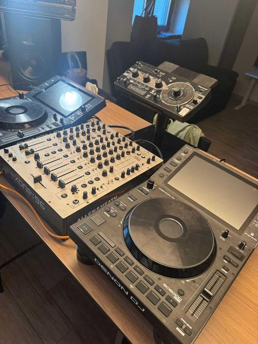 Playere Denon Sc 6000 Prime / Mixer Xone 96 / Rmx 1000
