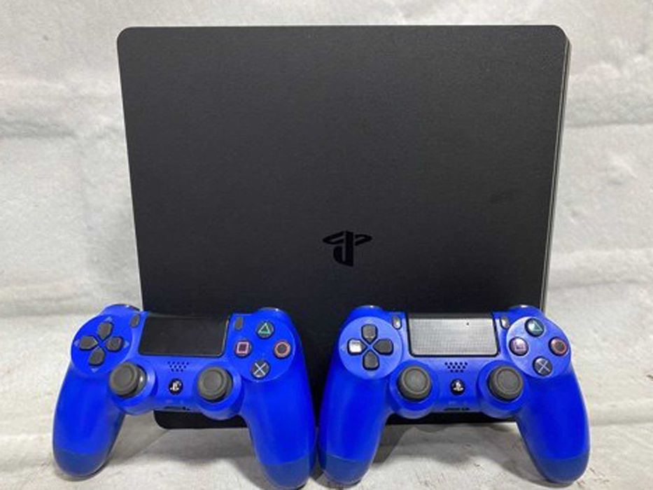 Ps4 lar sotiladi , Vzlom .O'yin yozamiz , Garantiya bor