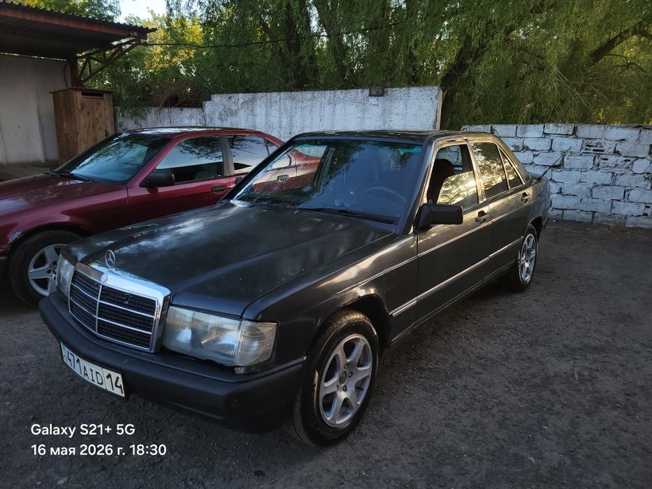Продам мерседес 190