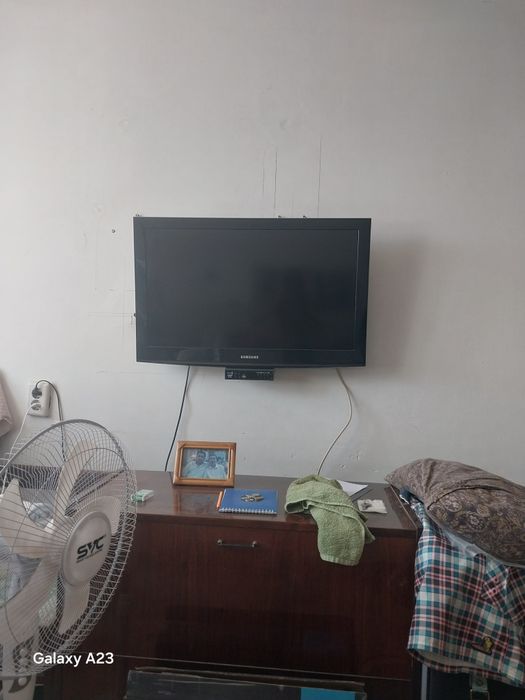 Продам телевизор