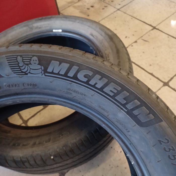235 55 18 Michelin 4бр летни дот 20