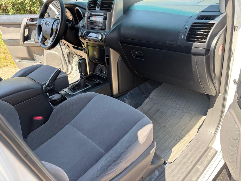 Продам: Toyota Land cruiser Prado 2013 б/у