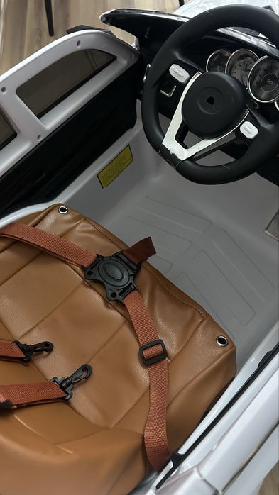 Детская машина электромобиль