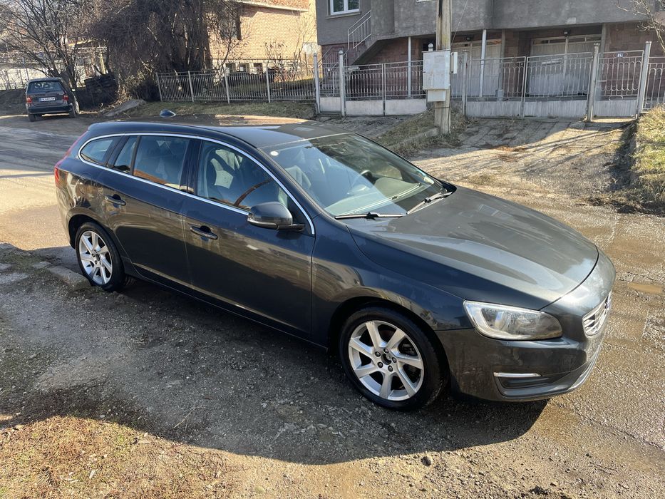 Volvo V60 НА ЧАСТИ 2.0D