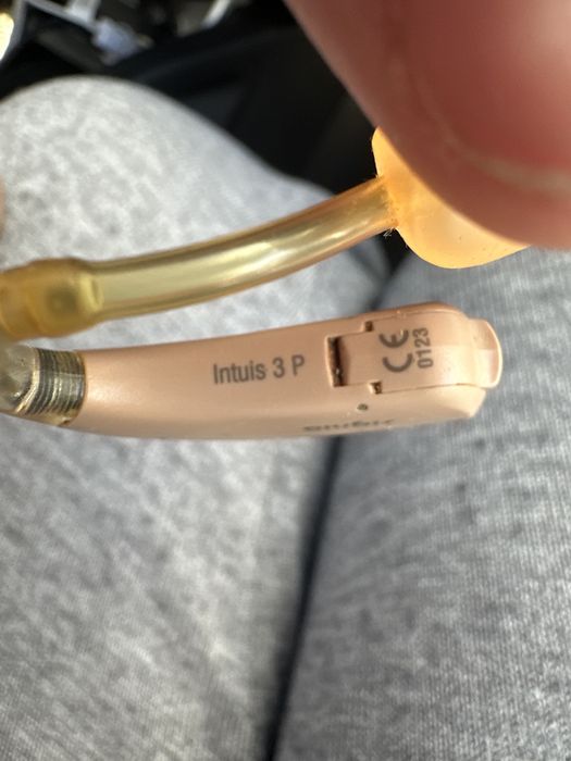 Продам слуховой аппарат