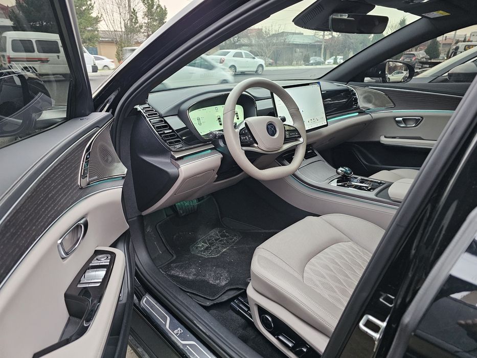 BYD.Han.Lidarli.Bitta matorli. 701km. Yili 2024. Yurgani 14000. Narxi