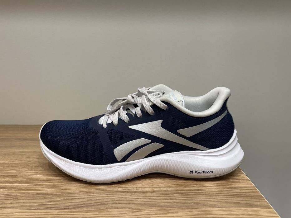 Reebok оригинал 39 размер