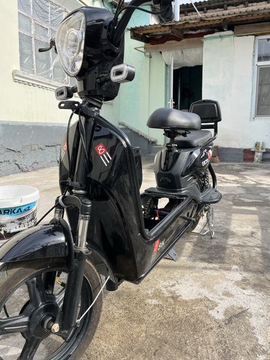 Электронный мопед