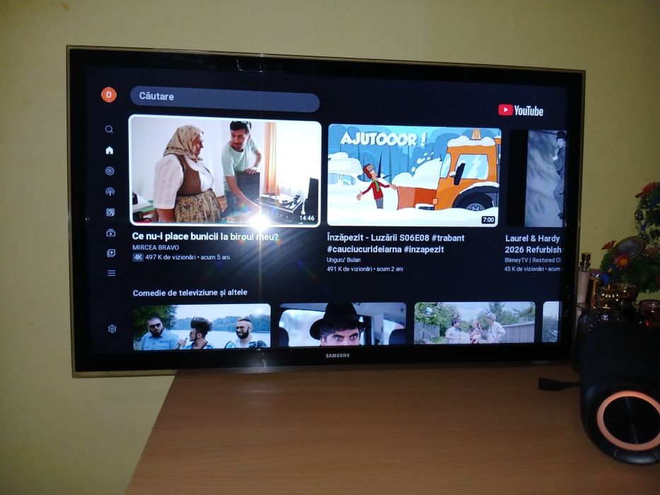 TV smart Samsung  82 cm.32 inch