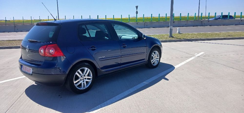Autoturism golf 5