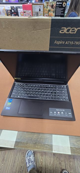 Acer Aspire 7 Gaming Laptop (A715-79G-57EX / UN.34PSI.002)