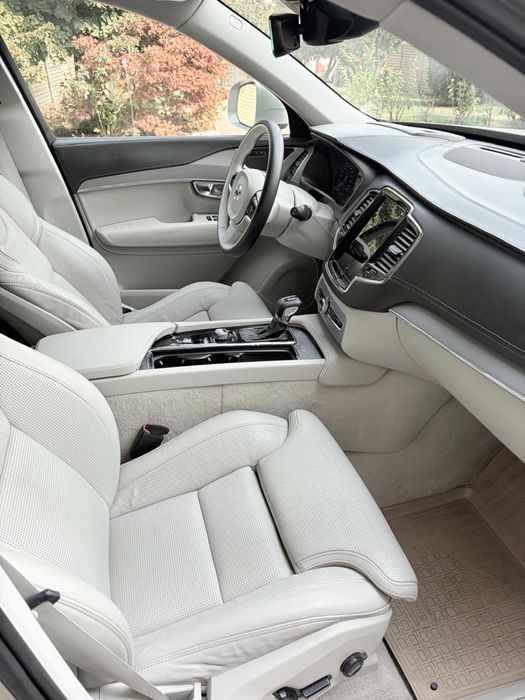 Volvo XC90 inscription, 2016, 7 locuri, full option, impecebila estetic si mecanic, pret 17900€