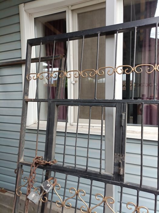 Двери металлические