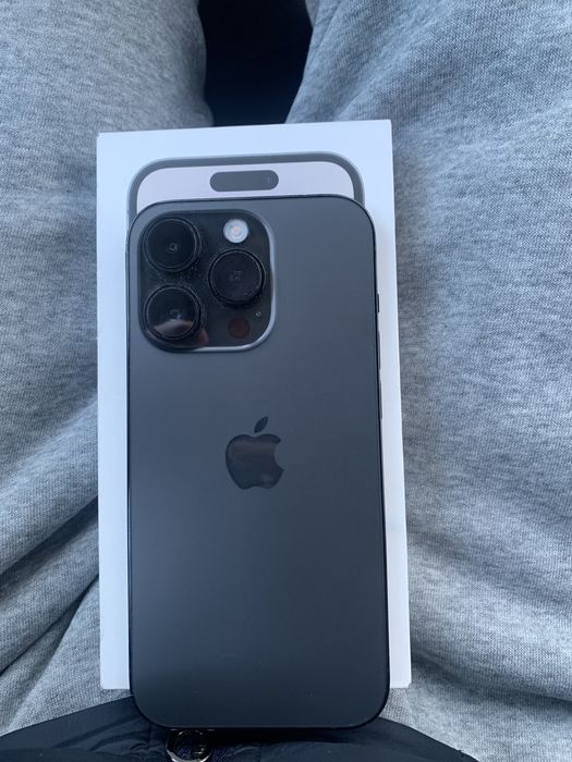 Продам айфон 14 про