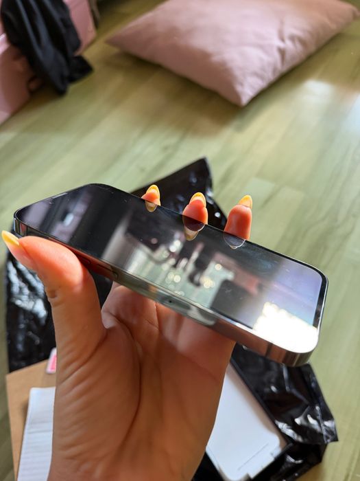 Телефон iphone13 pro