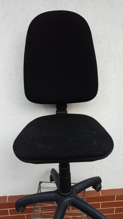 Scaun pentru birou .