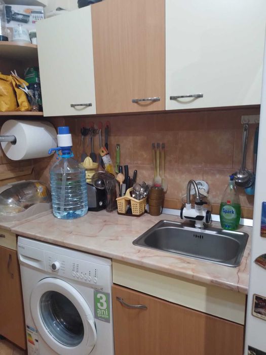 Vând apartament cu 2 camere in Abrud