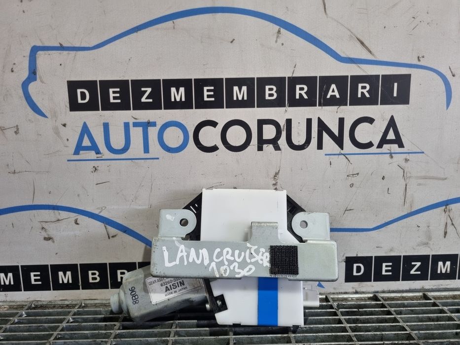Macara Luneta Toyota Land Cruiser J12 2002 - 2010 SUV 4 Usi (1030) MACARA TRAPA Garantie