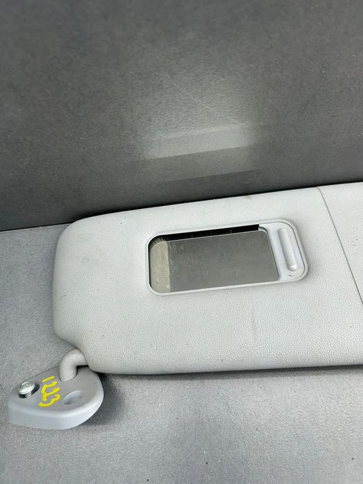 Parasolar dreapta BMW Seria 1 2008 116i MT (122 hp)