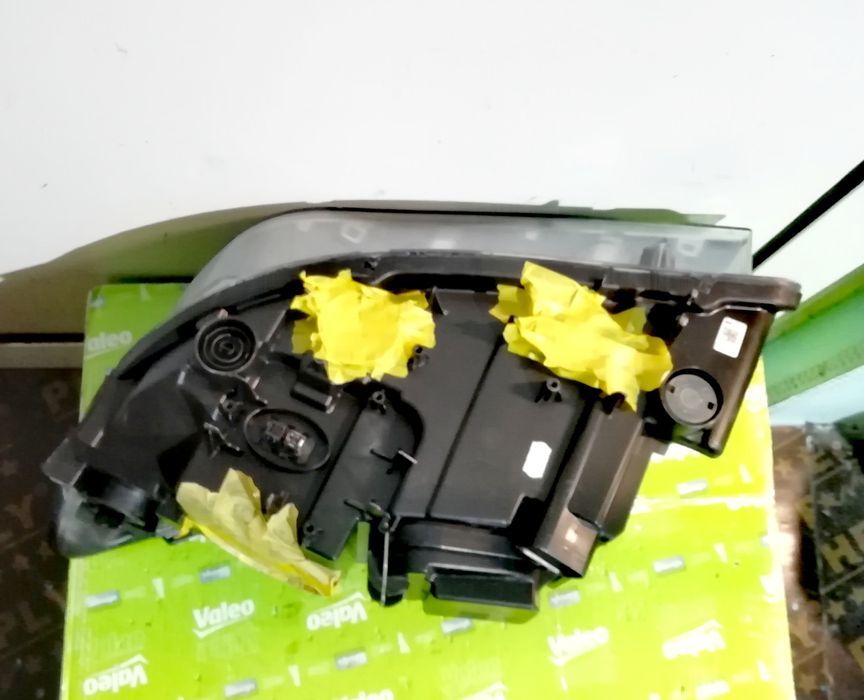 Фар Фарове за БМВ Х1 Е84 / BMW X1 E84 Dynamic Xenon Lci.